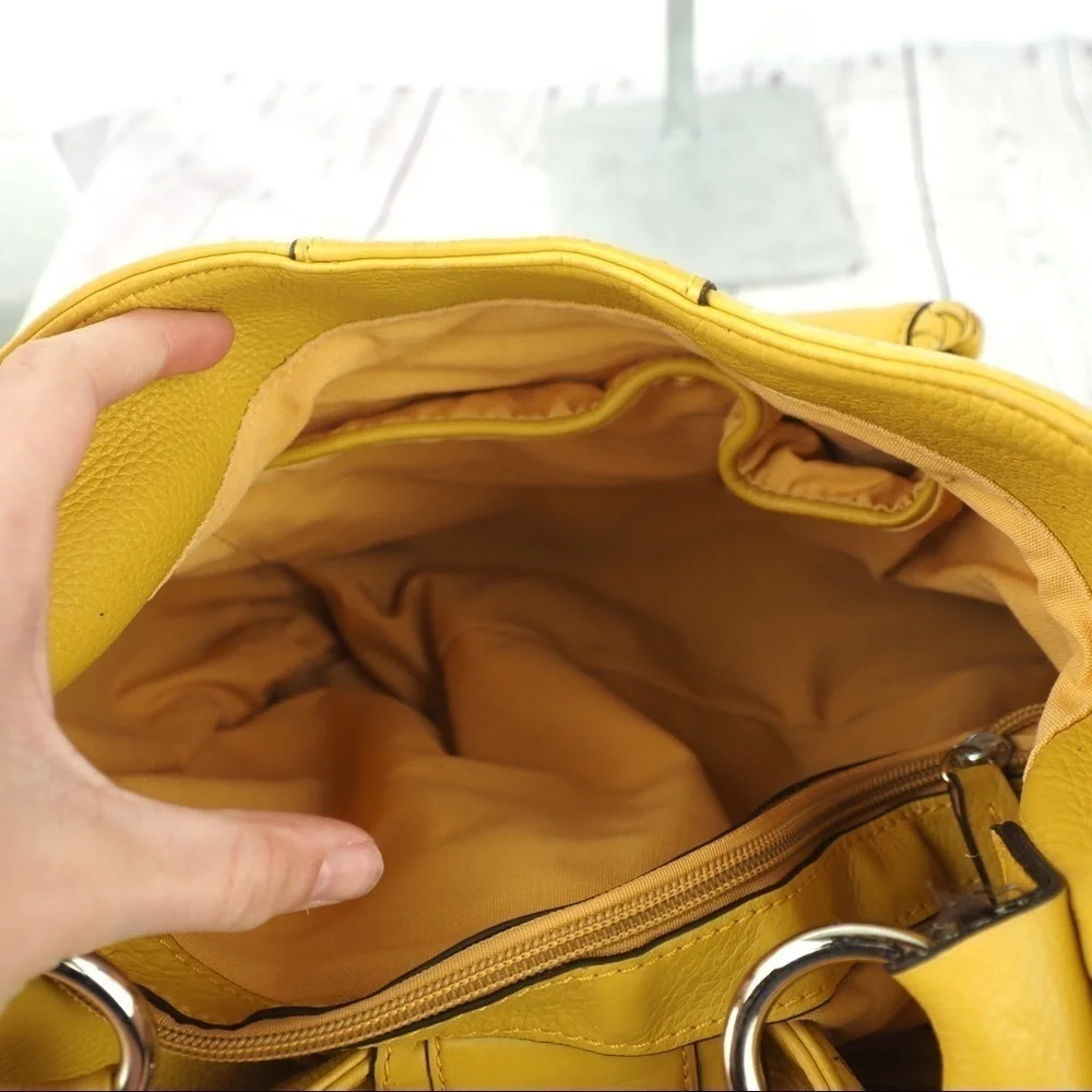 Sondra Roberts yellow gold leather shoulder bag